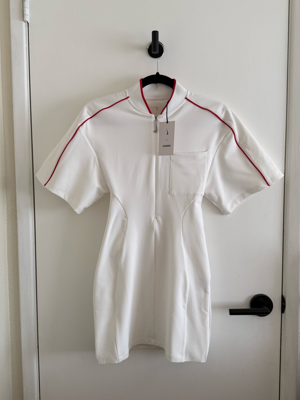 NIKE X JACQUEMUS NRG Mini Dress with Open Back - White University Red Trim